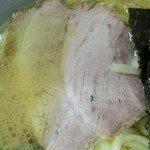 家系ラーメン 近藤家 - チャーシュー(モモ)