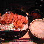 厚切りロースとんかつ