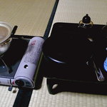 酸ヶ湯温泉旅館 - 最初に全部運ばれてくるから、味噌汁だけは温かくいただけるように、という配慮が嬉しい