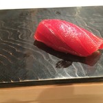 鮨 とかみ - 赤身の漬け