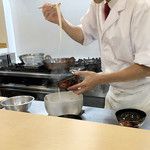 和久 - 調理の光景/鱧ソーメン(2018年7月中旬 昼)