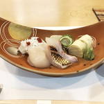 和久 - 【造り】鯛炙り ホタテ 鮪 粟麩 湯葉(2018年7月中旬 昼)