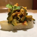 一碗水 - 咸魚時菜麺包