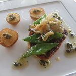 エノテーカ ピンキオーリ - イサキのポワレ　つぶ貝とじゃがいものロースト　ケッパーのソース