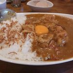 パルフェ - チキンカレー大盛　卵トッピング
