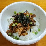 地鶏らーめん花道  - ピリ辛ミニチャーシュー丼