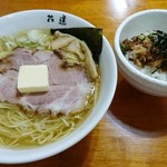地鶏らーめん花道  - 塩バターラーメン☆ピリ辛ミニチャーシュー丼