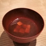 鮨 巳之七 - 赤だし。