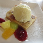 Le Coeur et 心 - 【林檎とバナナのキャラメリゼのケーキ】