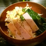 カレー屋アカマル - サラダ付