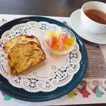 アーユルヴェーダ・カフェ ディデアン - ケークサレ＆スープセット(1200円)