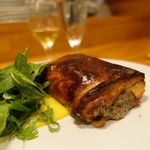 ヴィチーノ - イタリア産カステロマーノチーズと 　イタリア産サマートリュフのパイ包み