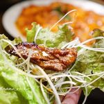 幸永 - ハラミをサンチュで