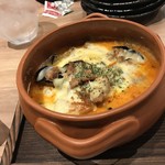 とりひげ - ごろっと茄子のサルサチーズ（580円）
