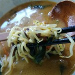 大城 - この店の麺はかなり軟らかい。是非｢かため｣コールしよう。