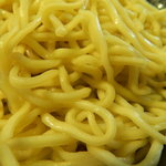 雷つけ麺の麺　アップ