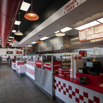 FIVE GUYS - 