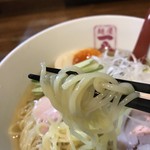 麺屋 一八 - 梅しそ鶏冷やしらぁ麺  