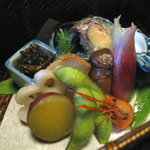 比良山荘 - 八寸【鮎なれすし、ゴリ甘露煮、熊ロース山椒煮、さつま芋甘煮他】