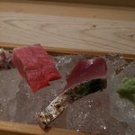 勝美 - 勝浦漁港で朝捕カツオと中トロ