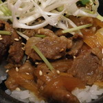 Gyuubei Souan - 牛しぐれ丼中身