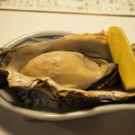 英ちゃん冨久鮓 - 岩牡蠣