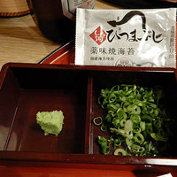うなぎ和食 しら河 名駅店 - 薬味