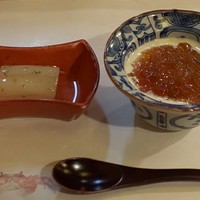 ひろ作 - うにゆば和え、白菜白だし