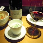 ワインクラブ・ラ・タブレ - アミューズ400円)の冷製スープ、夏の喉にいい