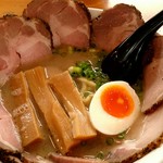 こくまろ塩チャーシューメン