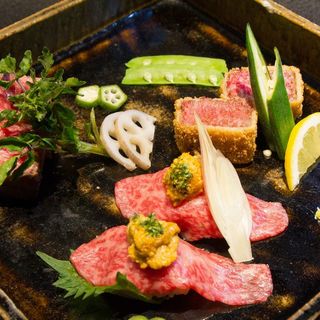 佐賀県産黒毛和牛”伊万里牛”と全国の旬の鮮魚を逸品料理で。