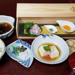 鯛めし 槇 金閣寺店