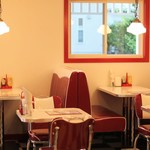 MAGNET DINER - 