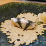 鮨松榮 - 新子 2枚づけ