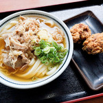 Ikiiki Udon - 肉うどんと、鶏唐揚げ