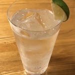 鰻はし本 - 萬膳黄麹のソーダ割りヘベス絞り