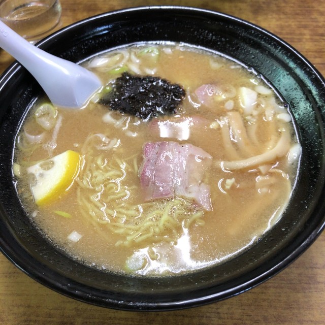 ラーメン 十八番>