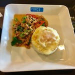 Pier 21 Terminal Food Court - ガパオライス