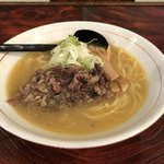 シマシマトム - 牛骨塩ラーメン