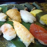 Marufuku Zushi - 寿司ランチ800円