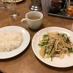 南海飯店 - 日替定食(青椒肉絲)
