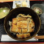 しまんと屋 - うな丼 2,000円