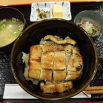 しまんと屋 - うな丼 2,000円