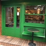 ソン デコネ - オサレな外観