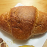 San Etowaru - 塩バターパン