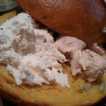 ジ・アーリーバード・カフェ - ベーグルには２種類のチーズ