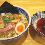 寿製麺よしかわ - 【限定】マグロラーメン　マグロ丼付き