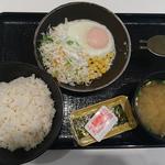Yoshinoya - ハムエッグ定食