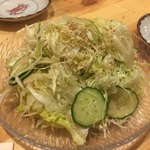 白虎隊 - 白虎隊サラダ・380円。もしや同じ値段の得盛きゃべせんサラダと間違ったんではないかとすら思う。しかも得盛りでもない。