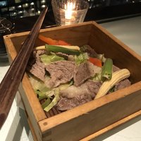 ダイナミックキッチン＆バー 響 カレッタ汐留店  - コースの牛肉